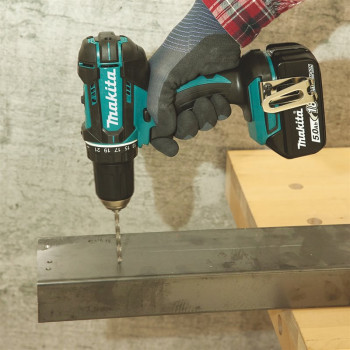 ZESTAW NARZĘDZI COMBO MAKITA DLX2339JX1 DTD156 + DDF482 + 3x5,0Ah + DC18RC